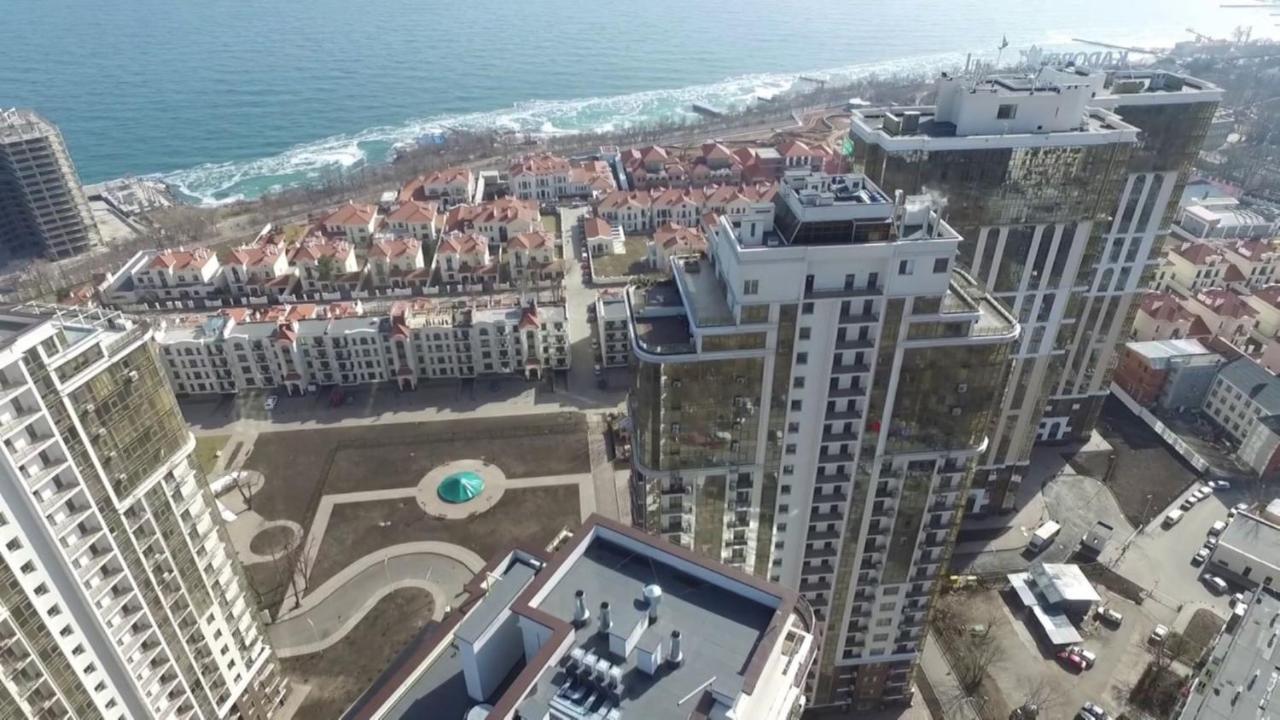 Аркадия Студия С Балконом Частичный Вид Моря Первая Линия От Моря Odessa Buitenkant foto